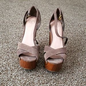 Jessica Simpson heels